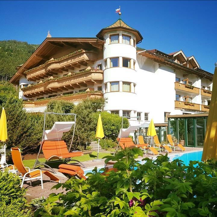 Hotel Magdalena Im Zillertal - Urlaub Mit Hund Ried im Zillertal Exterior photo